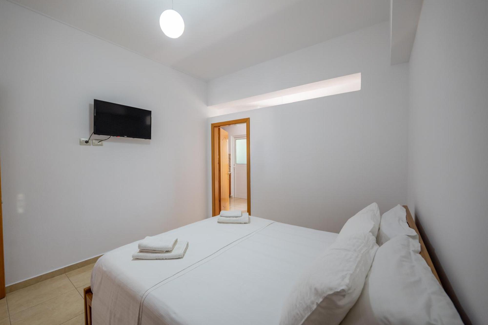 Aleksander Aparthotel Ксамил Екстериор снимка
